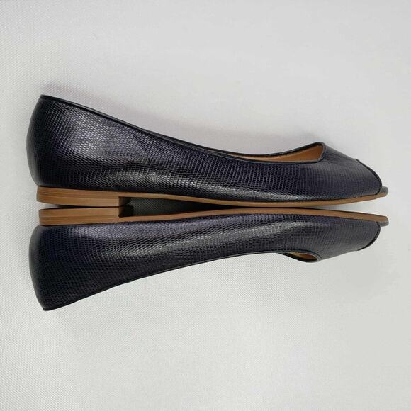 Talbots Flats Women’s Ballet Navy Blue Peep Toe Slip On Size 9.5 Leather Shoe - Picture 6 of 9